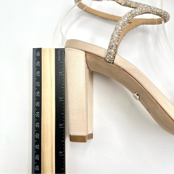 Badgley Mischka Size 5 Kari Soft Nude‎ Satin Jeweled Block Open Toe Heels Shoes - Picture 13 of 13